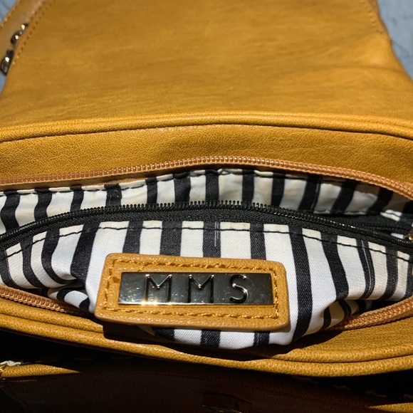 MMS Vegan Mini Journey Crossbody - Picture 6 of 7
